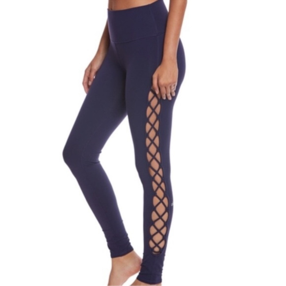 Alo Yoga High Rise Interlace Leggings Navy Blue
Size S Lace Up Athleisure - Picture 2 of 5